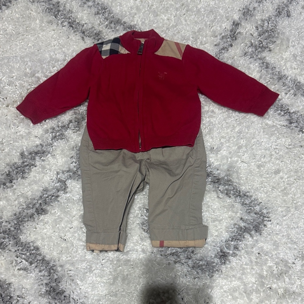 Burberry sweater with matching pants 6 months